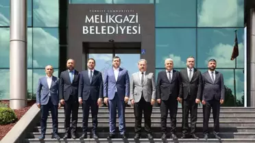 MHP Temsilcilerinin Melikgazi Belediyesine Ziyareti
