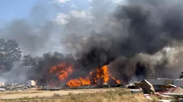 Tekirdağ Çorlu'da 5 Bin 600 Ot Balyası Yangını