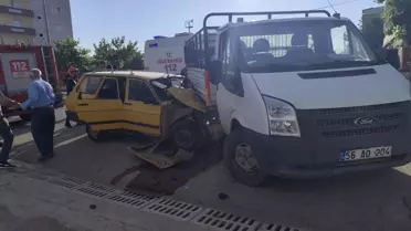Siirt'te Kaza: Sürücü İtfaiye ile Kurtarıldı