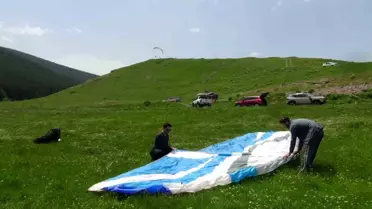 Artvin'de Yamaç Paraşütü Eğitimi Tamamlandı