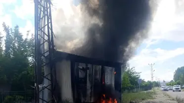 Erciş'te Elektrik Trafosunda Yangın