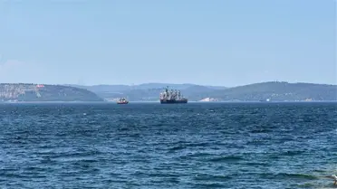 Çanakkale'de Yük Gemisi Arızalandı