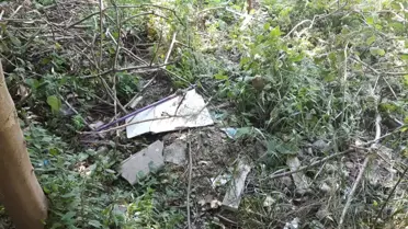 'Uygunsuz giyinme' tartışmasında komşusunu paspas sapıyla dövdü