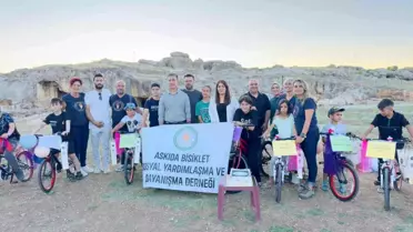 Ergani'de Yetim ve Öksüz Çocuklara Bisiklet Hediye Edildi
