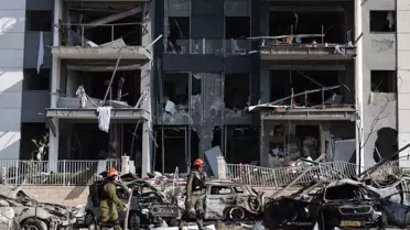 İran'dan İsrail'e Füze Saldırısı: 6 Yaralı