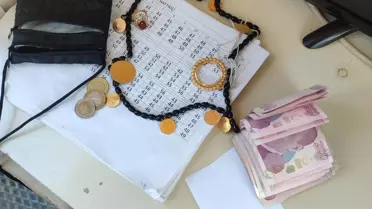 Düşen Cüzdan Sahibine Ulaştırıldı