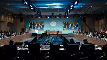 İİT Dışişleri Bakanları Konseyi Toplandı