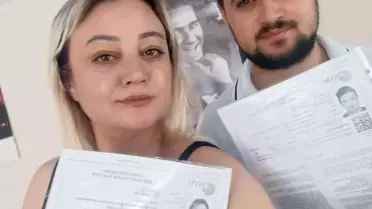 İzmir'de anne-oğul sınav heyecanını birlikte paylaştı