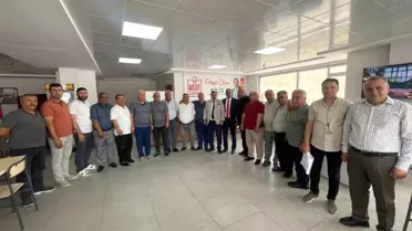 Kilis'te Muhtarlar Derneği Seçimi: Mehmet Karakuş Yeniden Başkan
