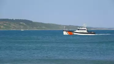 Şile'de Boğulma Tehlikesi: Biri Kurtarıldı, Diğeri Kayboldu