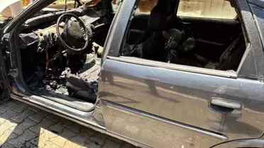 Eğirdir’de Park Halindeki Araç Yandı