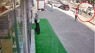 Bıçaklı Kavga: Infaz Koruma Memuru Öldü