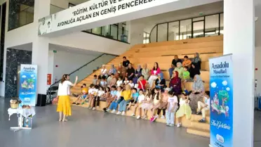 Esenyurt'ta Masal Dinletileri Çocukların Kalbini Fethetti