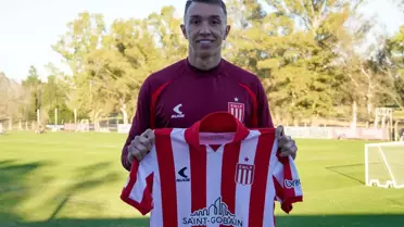 Fernando Muslera Estudiantes'e imzayı attı