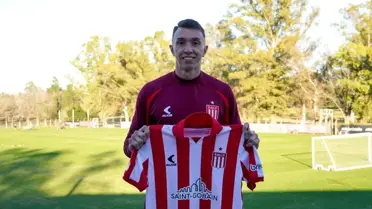 Muslera Estudiantes ile Sözleşme İmzaladı