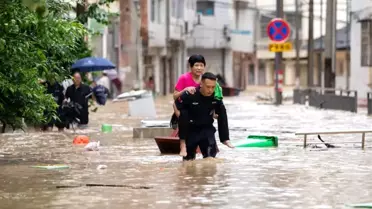 Çin'de Sel Felaketi: 80 Bin Kişi Tahliye Edildi