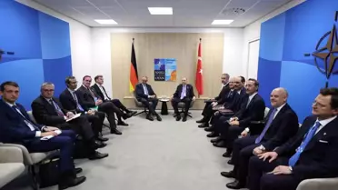 Erdoğan, Lahey'de Almanya Başbakanı Merz ile görüştü