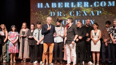 Geleceği Sahneye Taşıyan Gece: Anabilim Kültür ve Sanat Gala Gecesi