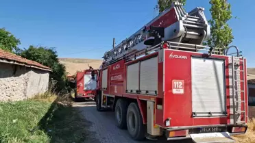 Çorum'da Yangın 3 Evi Yaktı!