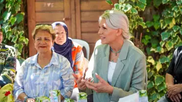 Bilecik'te Üretici Kadınlar için Önlük Giyme Töreni Düzenlendi