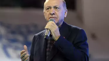 Erdoğan: FETÖ'nün hala çeşitli yapılara sızma girişimlerinin sürdüğünü görüyoruz