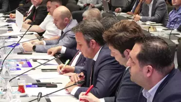 İBB toplantısında toplu taşıma zammı reddedildi
