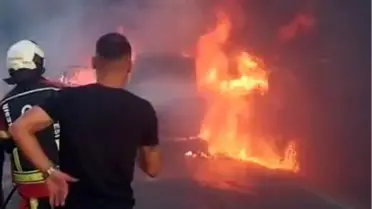 Balıkesir'de Otomobilden Çıkan Yangın Ormanlık Alana Sıçradı