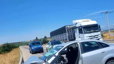 Karacabey'de Trafik Kazası: 5 Yaralı