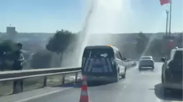Büyükçekmece'de Su Borusu Patladı