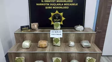 Siverek'te Durdurulan Tırda 32 Kilogram Esrar Ele Geçirildi