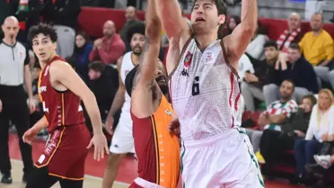 Karşıyaka'da Kadro Dağılıyor
