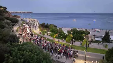 Antalya'da Koruyucu Aile Günü Etkinlikleri Kutlandı