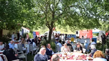 Düzce'de Bilim Kafe Etkinliği Büyükk İlgi Gördü