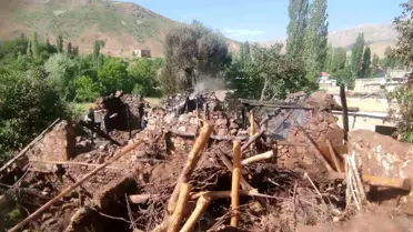 Bitlis'te Evde Yangın Paniği