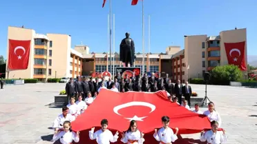 Atatürk'ün Erzincan'a Gelişinin 106. Yıl Dönümü Kutlandı