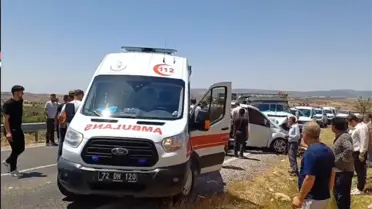 Batman'da Kafakafaya Çarpışma: 2 Yaralı
