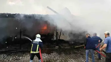 Isparta'da Depo Yangını Paniğe Neden Oldu