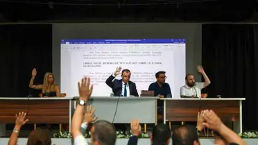 Yunusemre Belediye Meclisi Orman Yangınlarına Dikkat Çekti