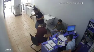 Bursa'da Deprem Anları Kamerada