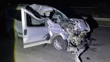 Kestel'de TIR'a Çarpan Araçta Sürücü Ağır Yaralandı