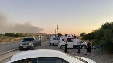 Çeşme'de Yangın Nedeniyle Site Tahliye Edildi