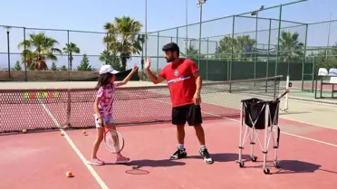 Aydın Büyükşehir Belediyesi'nden Ücretsiz Tenis Kursları