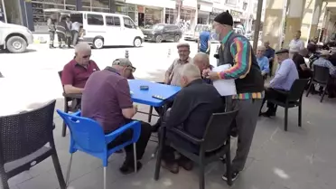 Zabıta Dilenci Kılığına Girip 10 Dakikada 340 TL Topladı