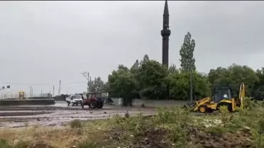 Kars'ta Sağanak Yağış, Yıkılan Evler ve Kurtarma Operasyonu