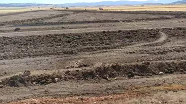 Büyükyaka'da Yangın, Köylülerle Söndürüldü