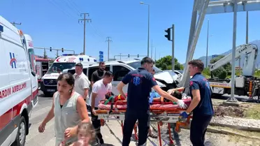 Fethiye'de Kaza: 12 Yaralı