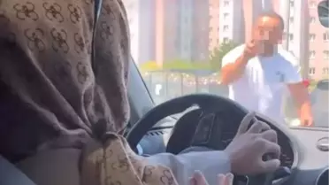 Arnavutköy'de Trafik Kavgası: Kadın Sürücü Paniğe Kapıldı