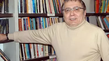 Gazeteci-yazar Hikmet Çetinkaya hayatını kaybetti
