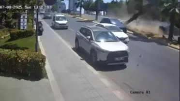 Ataşehir'de Kaza: 4 Yaralı