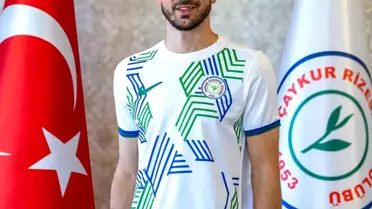 Halil Dervişoğlu Rizespor'a Kiralık